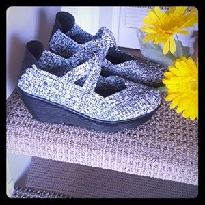 BM Bernie  Mev " lilia wedge" size 38/8